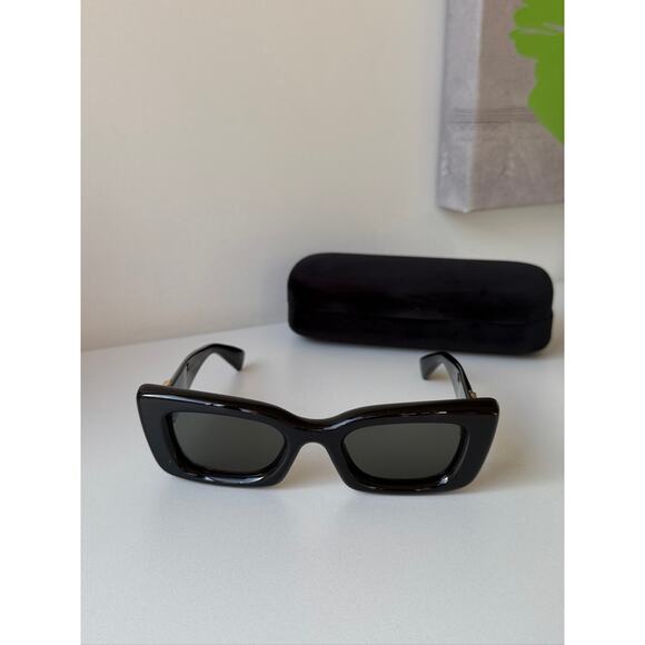 NEW Gucci GG1827S Black Cat Eye Sunglasses - Picture 4 of 6